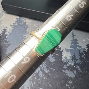 Sterling silver and malachite coffin ring size 8